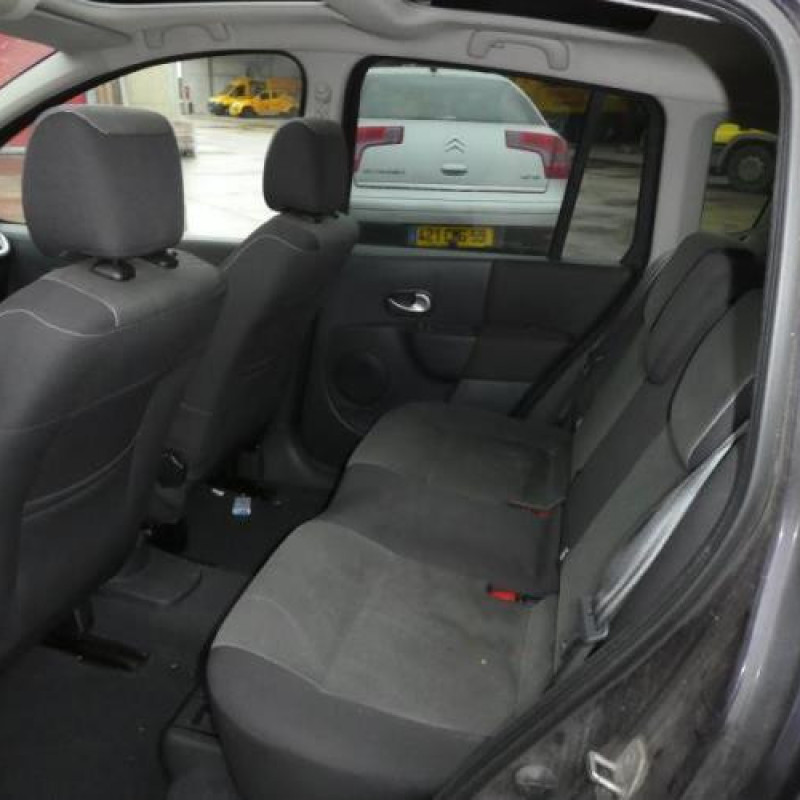 Trappe d'essence RENAULT GRAND MODUS Photo n°9