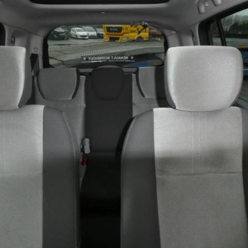 Trappe d'essence RENAULT GRAND MODUS Photo n°10