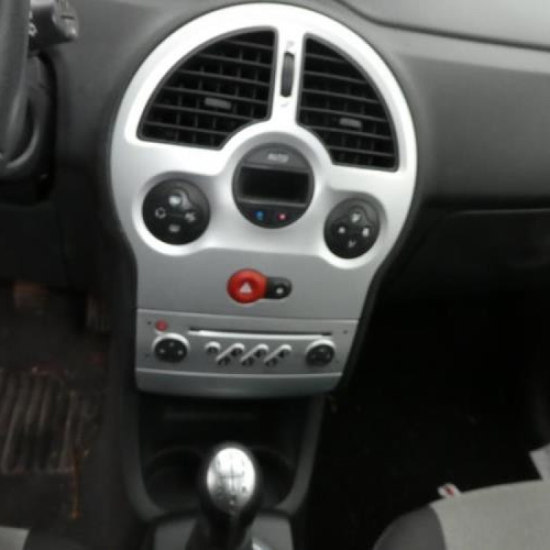 Trappe d'essence RENAULT GRAND MODUS Photo n°12