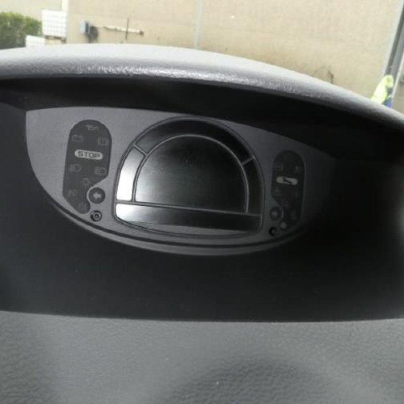 Trappe d'essence RENAULT GRAND MODUS Photo n°13