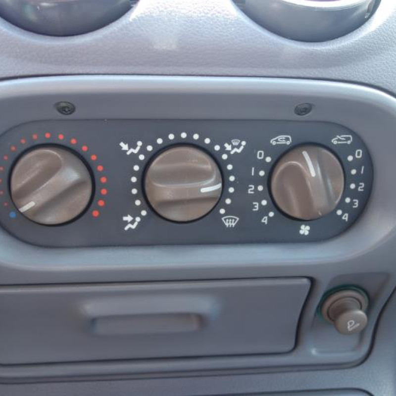 Etrier avant droit (freinage) RENAULT TWINGO 1 Photo n°6