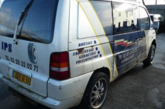 Serrure avant droit MERCEDES VITO 638