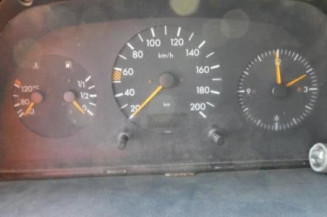 Serrure avant droit MERCEDES VITO 638