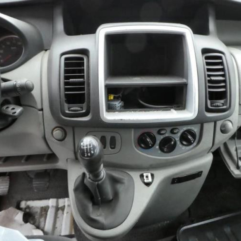 Etrier avant droit (freinage) RENAULT TRAFIC 2 Photo n°7