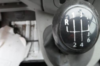Etrier avant droit (freinage) RENAULT TRAFIC 2