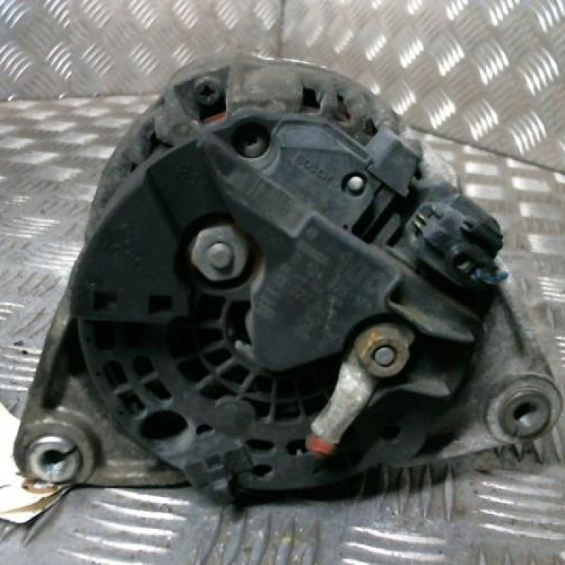 Alternateur OPEL CORSA D Photo n°3