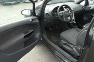Amortisseur avant droit OPEL CORSA D
