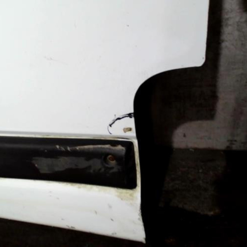 Porte avant gauche OPEL MOVANO A Photo n°2