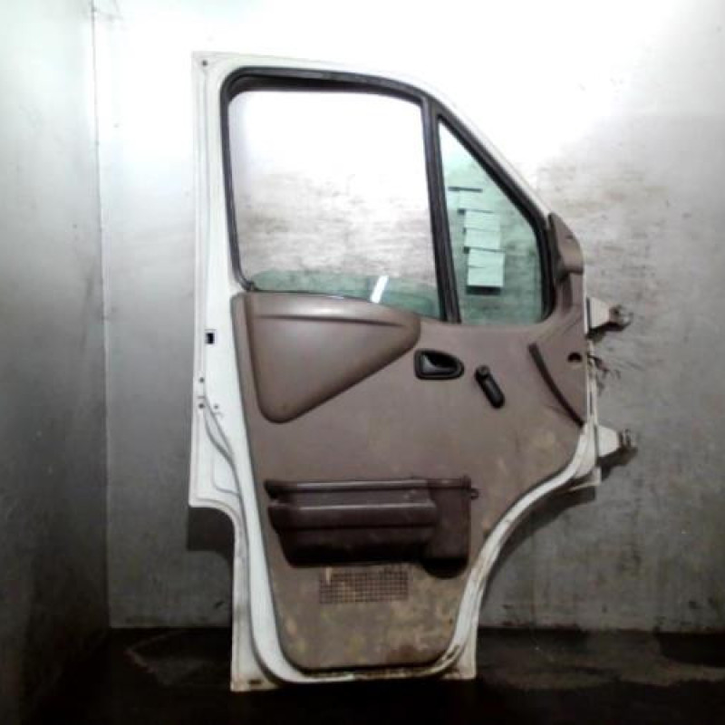 Porte avant gauche OPEL MOVANO A Photo n°3