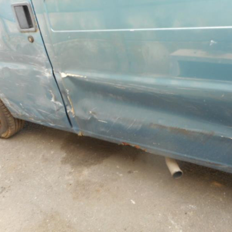 Porte avant droit CITROEN JUMPER 1 Photo n°8