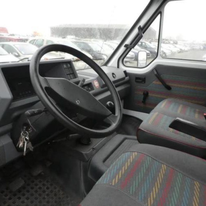 Ceinture avant droit RENAULT MASTER 1 Photo n°8