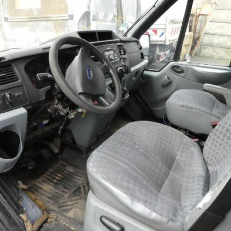 Crosse arriere droit FORD TRANSIT 4 Photo n°6