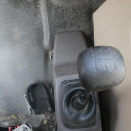 Etrier avant gauche (freinage) RENAULT MASTER 2