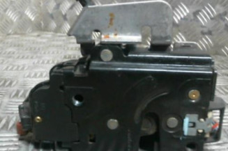 Serrure avant droit AUDI A3 2 Photo n°1