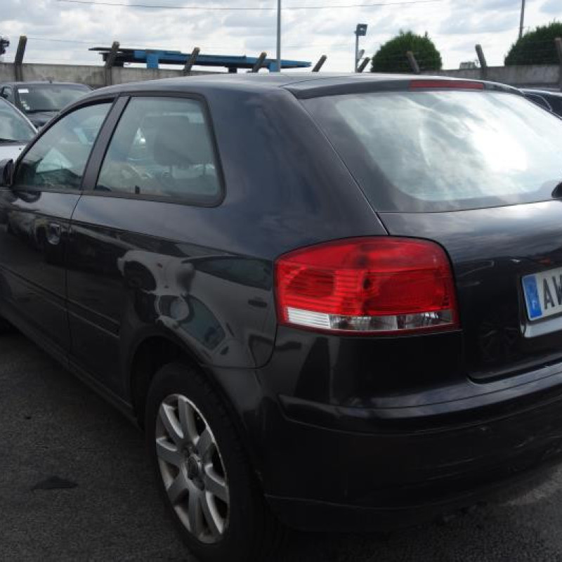 Serrure avant droit AUDI A3 2 Photo n°7