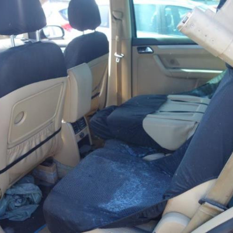Porte arriere gauche VOLKSWAGEN TOURAN 1 Photo n°9