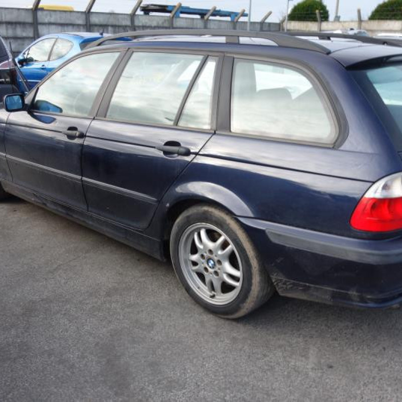 Feu arriere secondaire droit (feux) BMW SERIE 3 E46 Photo n°3