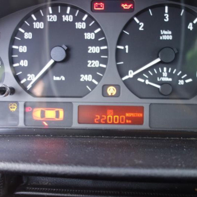 Feu arriere secondaire droit (feux) BMW SERIE 3 E46 Photo n°11