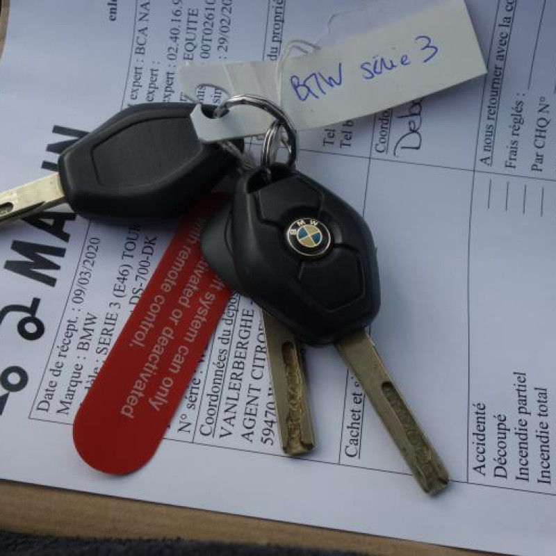 Feu arriere secondaire droit (feux) BMW SERIE 3 E46 Photo n°12