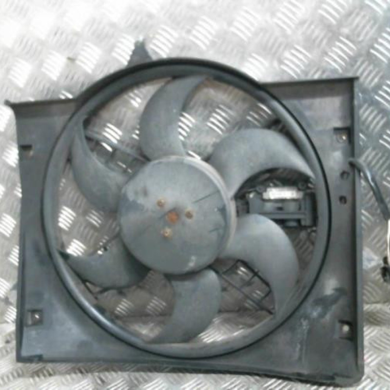 Moto ventilateur radiateur BMW SERIE 3 E46 Photo n°1