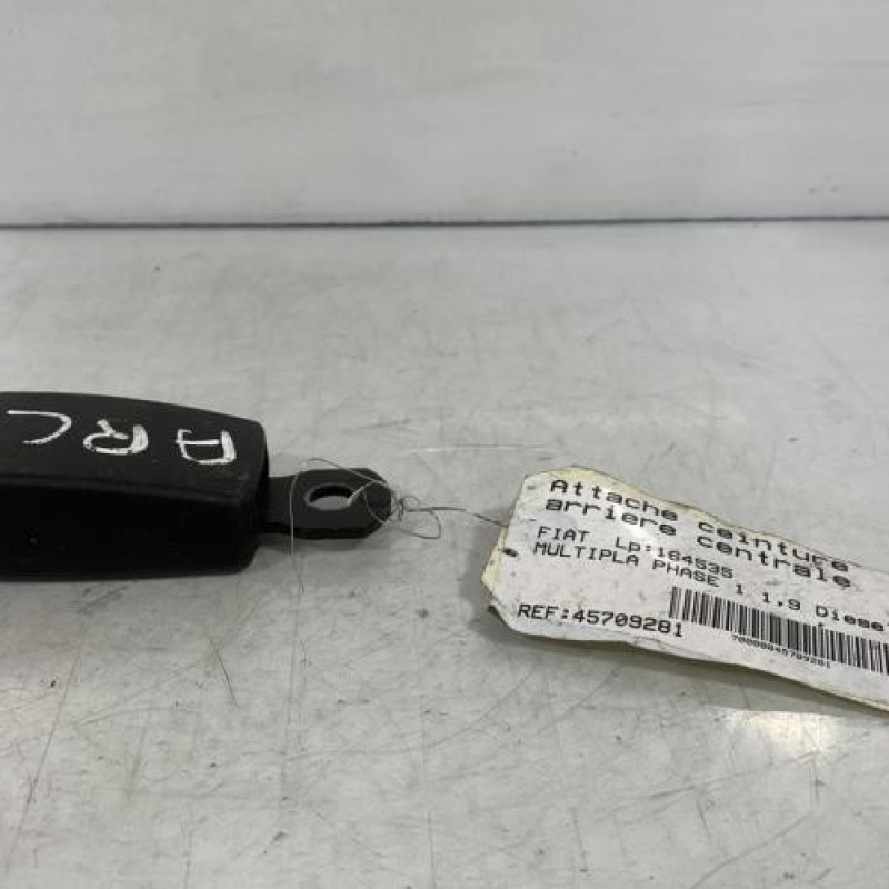Attache ceinture arriere centrale FIAT MULTIPLA Photo n°3