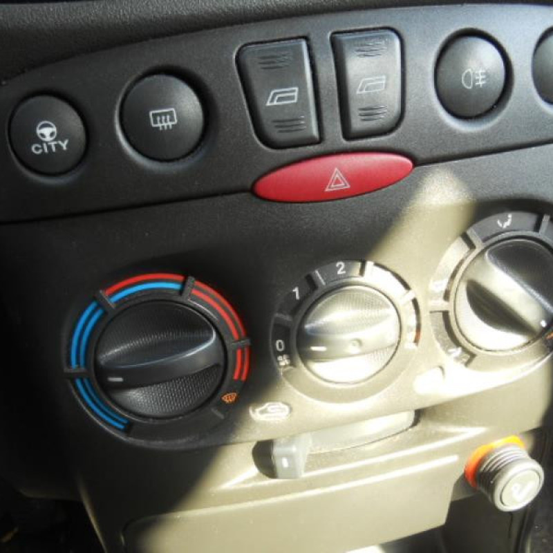 Serrure arriere droit FIAT PUNTO 2 Photo n°9