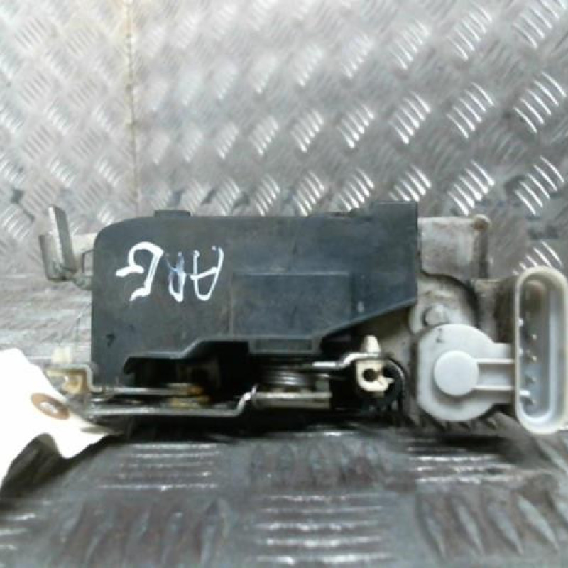 Serrure arriere gauche FIAT PUNTO 2 Photo n°2