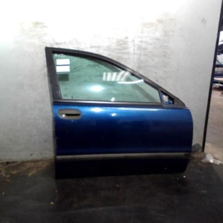 Porte avant droit VOLVO V 40 1 Photo n°1