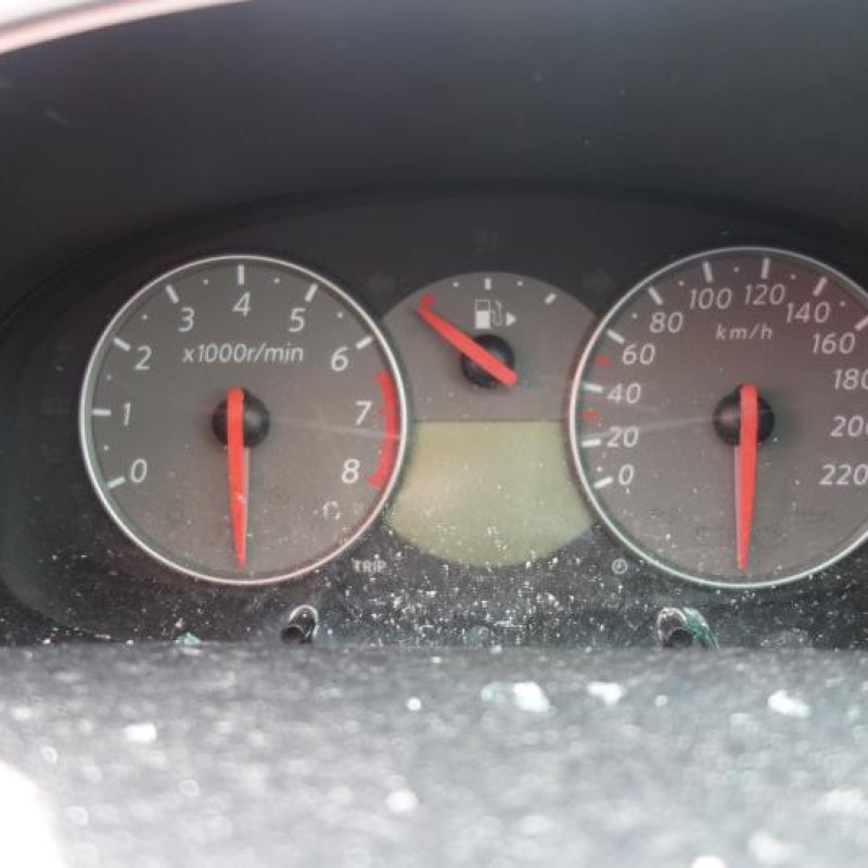 Trappe d'essence NISSAN MICRA 3 Photo n°12