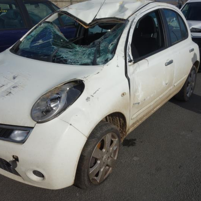 Compresseur clim NISSAN MICRA 3 Photo n°4