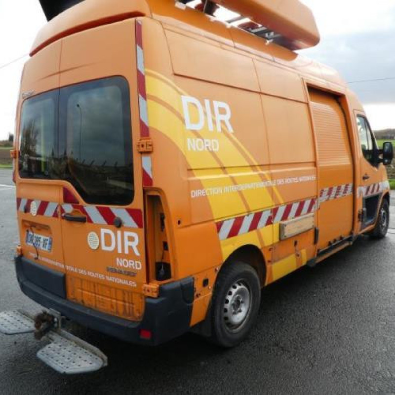 Etrier avant droit (freinage) RENAULT MASTER 3 Photo n°3