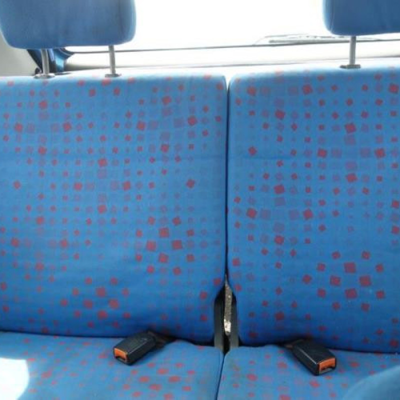 Pretensionneur de ceinture avant droit OPEL AGILA A Photo n°14