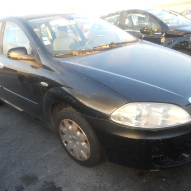 Feu arriere principal droit (feux) FIAT CROMA 2 Photo n°4