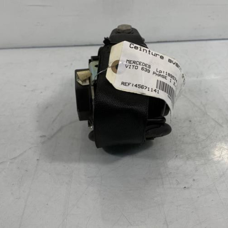Pretensionneur de ceinture avant droit MERCEDES VITO 639 Photo n°2
