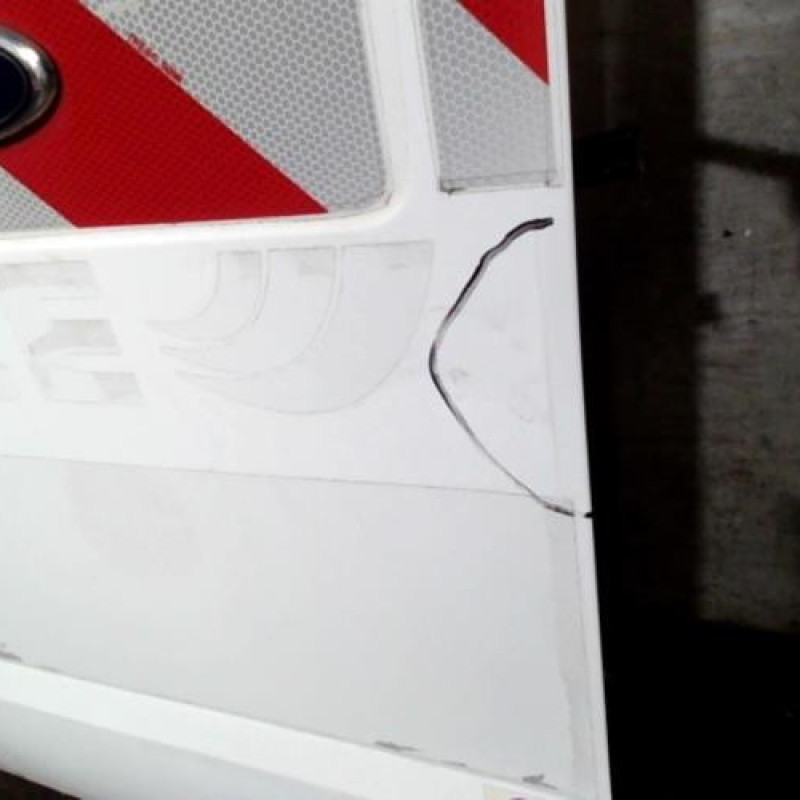 Porte de coffre droit FORD TRANSIT 4 Photo n°3
