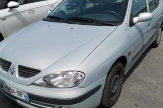 Compresseur clim RENAULT MEGANE 1