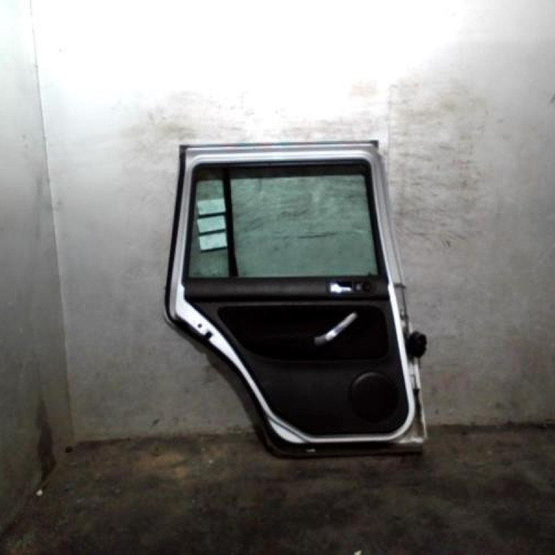 Porte arriere gauche VOLKSWAGEN GOLF 4 Photo n°4