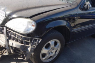 Pretensionneur de ceinture avant droit MERCEDES CLASSE M 163