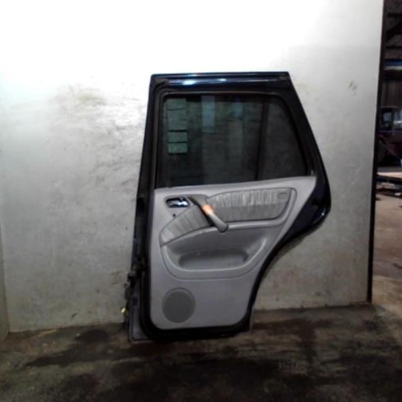 Porte arriere droit MERCEDES CLASSE M 163 Photo n°2