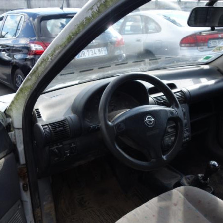 Etrier avant gauche (freinage) OPEL COMBO B