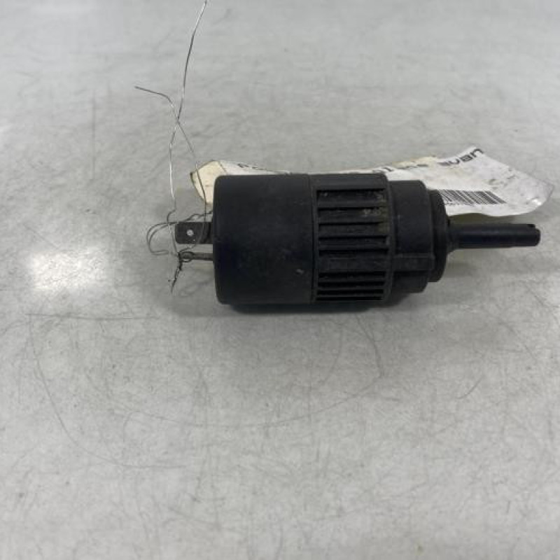 Pompe lave glace avant OPEL COMBO B Photo n°1