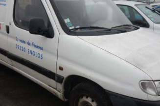Leve vitre mecanique avant droit PEUGEOT PARTNER 1