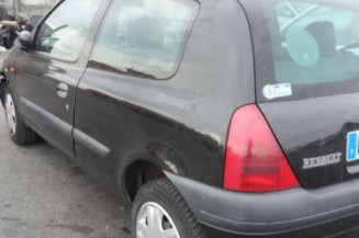 Moteur essuie glace avant RENAULT CLIO 2
