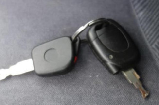 Moteur essuie glace avant RENAULT CLIO 2