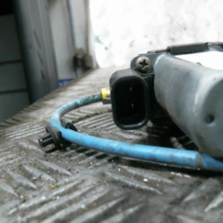 Leve vitre electrique avant droit FIAT STILO