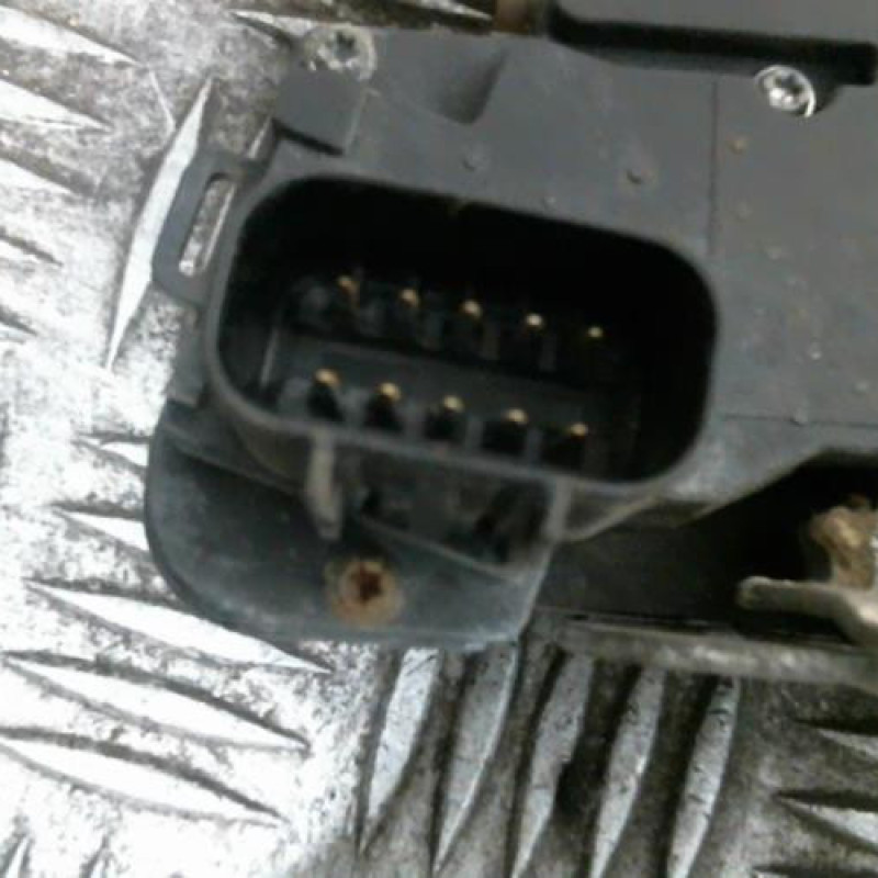 Serrure avant droit FIAT STILO Photo n°1