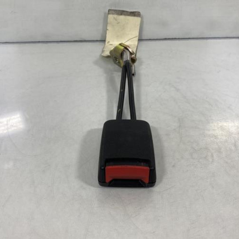 Attache ceinture arriere droit VOLKSWAGEN NEW BEETLE 1 Photo n°2