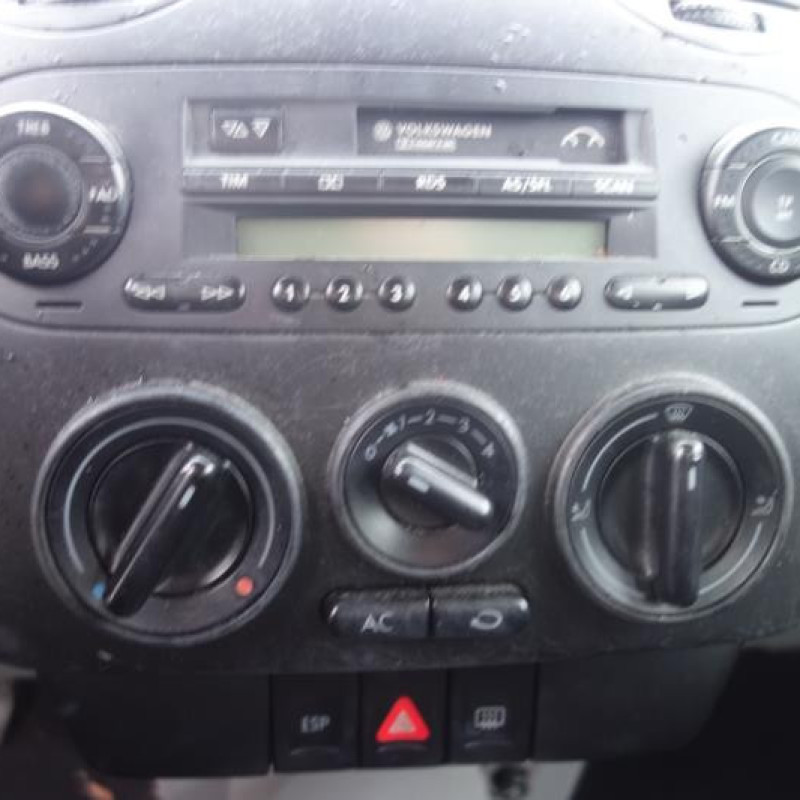 Attache ceinture arriere droit VOLKSWAGEN NEW BEETLE 1 Photo n°9