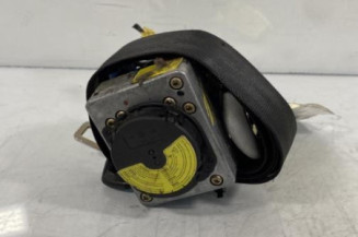 Pretensionneur de ceinture avant gauche VOLKSWAGEN NEW BEETLE 1