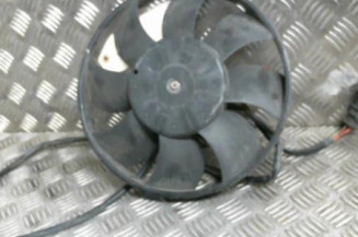 Moto ventilateur radiateur VOLKSWAGEN PASSAT 4 Photo n°1